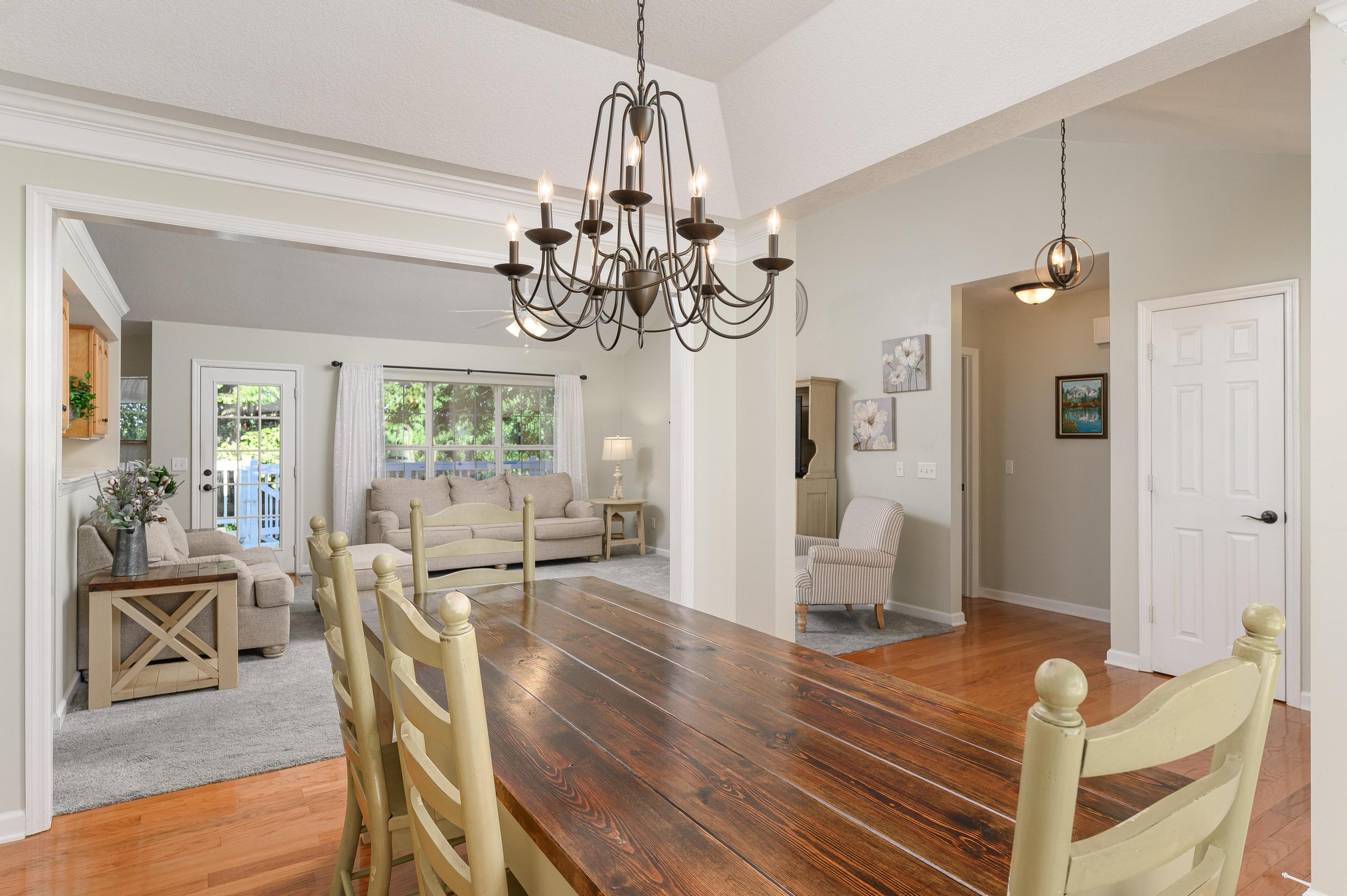 9942 Fielding Road Ooltewah, TN 37363 - Photo 18 of 38 Dining Room
