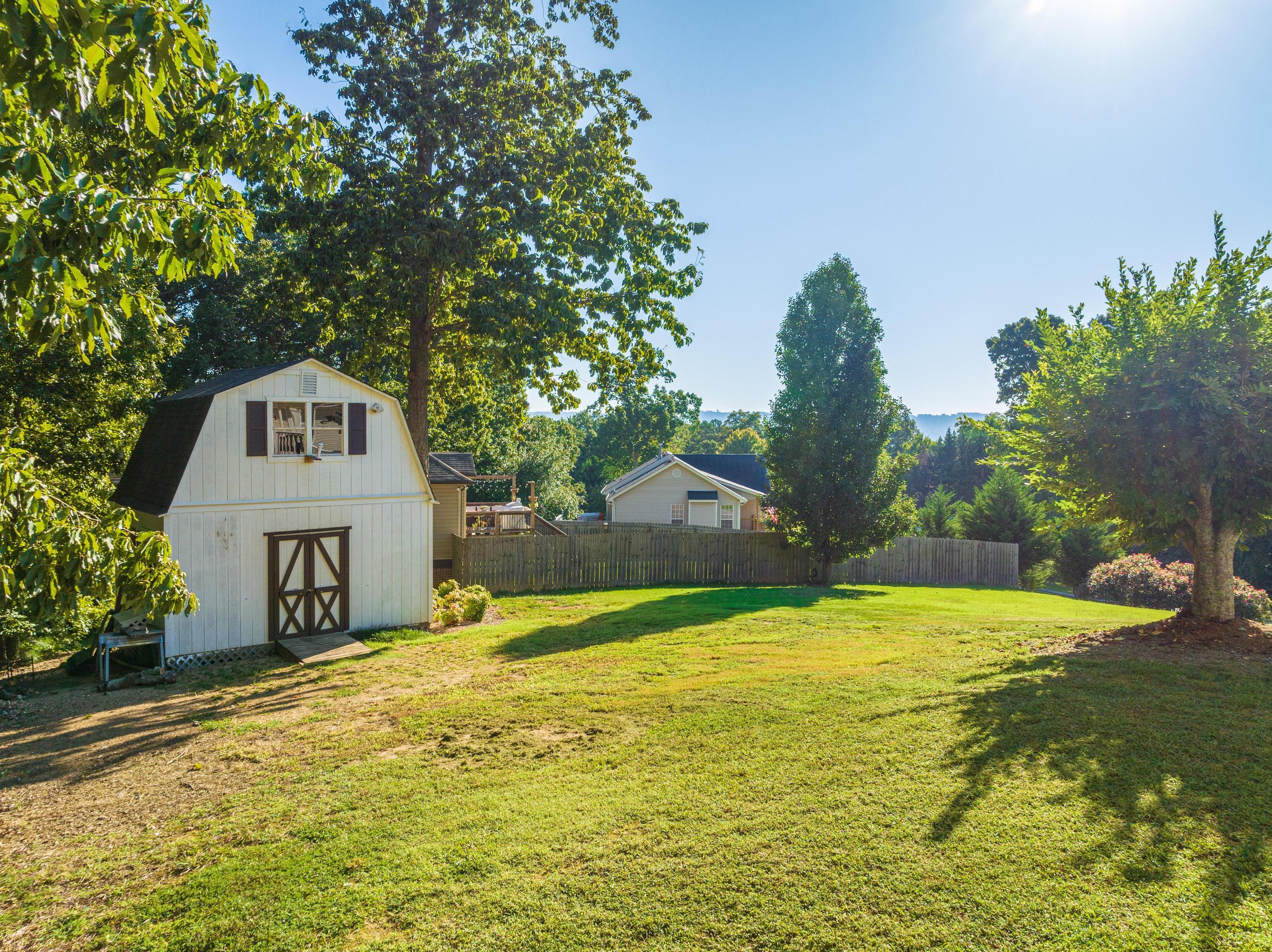 9942 Fielding Road Ooltewah, TN 37363 - Photo 6 of 38 Out Building