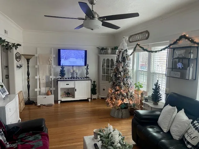 $1,800 | 3106 North Cicero Avenue, Unit 2, Chicago, IL 60641