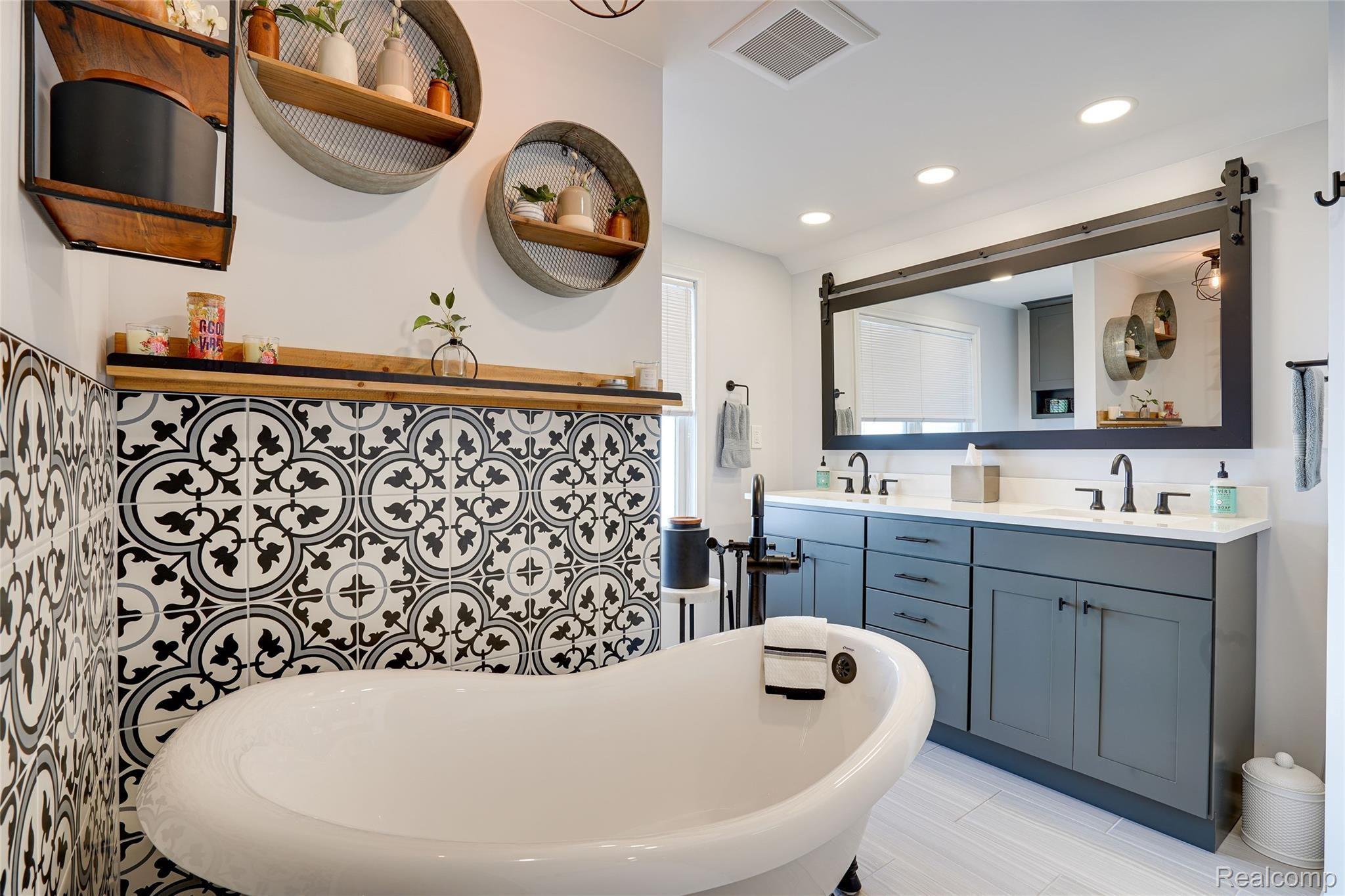 361 Kerby Road Grosse Pointe, MI 48236 - Photo 13 of 31 GrossePointe-14.jpg