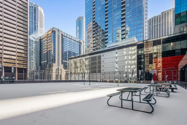 $249,100 | 211 East Ohio Street, Unit 2419, Chicago, IL 60611