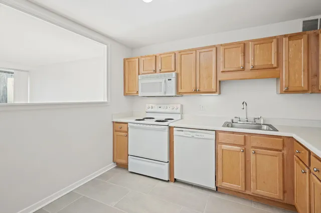 $249,100 | 211 East Ohio Street, Unit 2419, Chicago, IL 60611