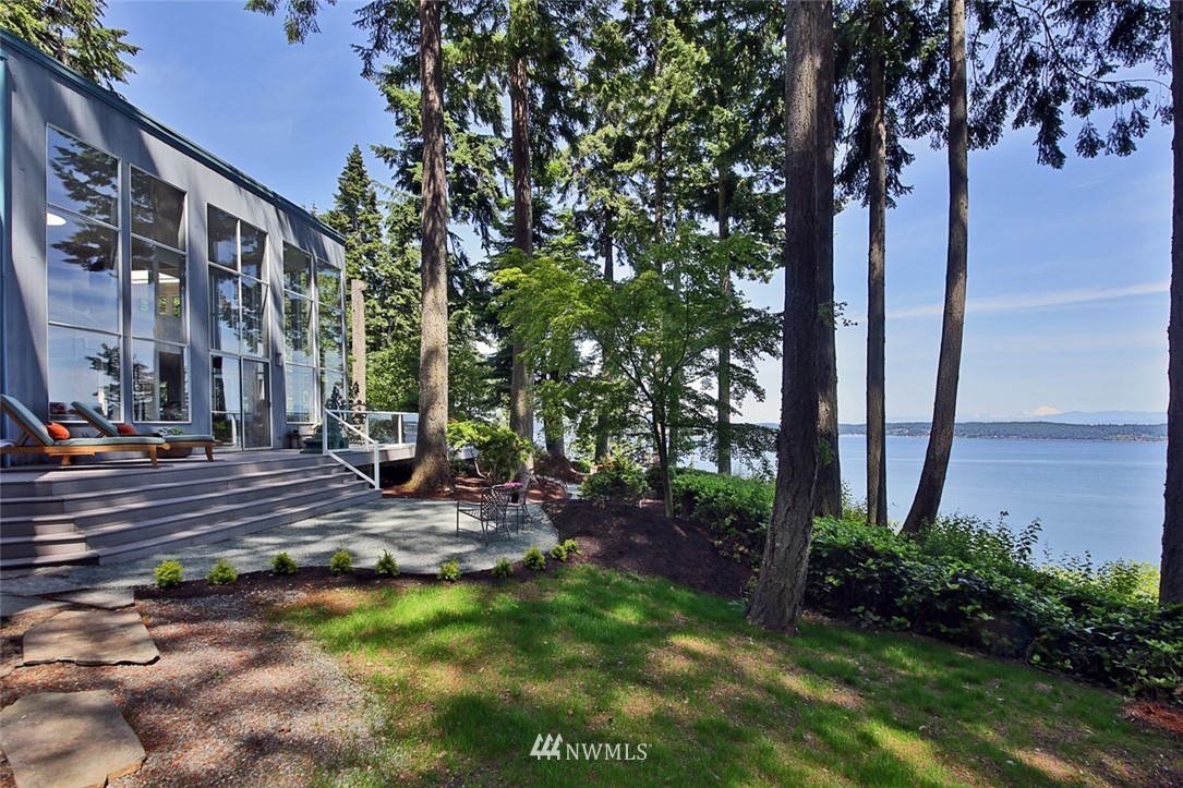 3295 Fox Spit Road Langley, WA 98260 - Photo 2 of 25 Gallery Image 2