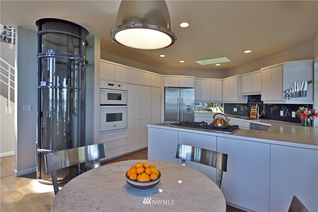 3295 Fox Spit Road Langley, WA 98260 - Photo 9 of 25 Gallery Image 9