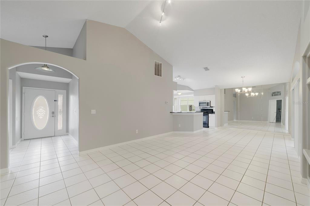 520 Hanging Moss Road Davenport, FL 33837 - Photo 10 of 27 Gallery Image 10
