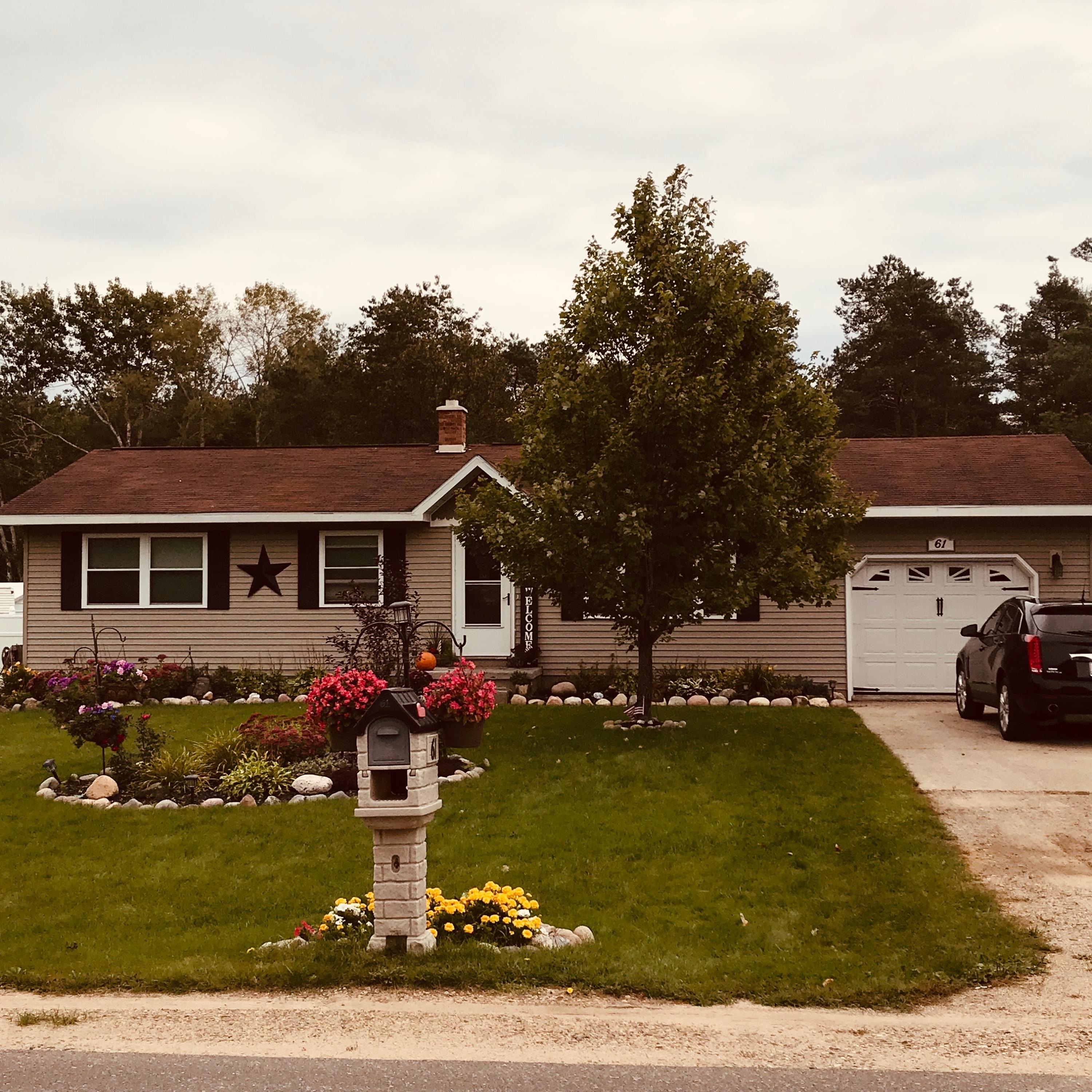 61 Old Colony Road Gaylord, MI 49735 - Photo 2 of 31 Gallery Image 2