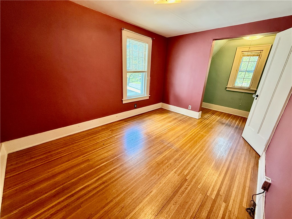 247 Genesee Park Boulevard Rochester, NY 14619 - Photo 20 of 32 Gallery Image 20