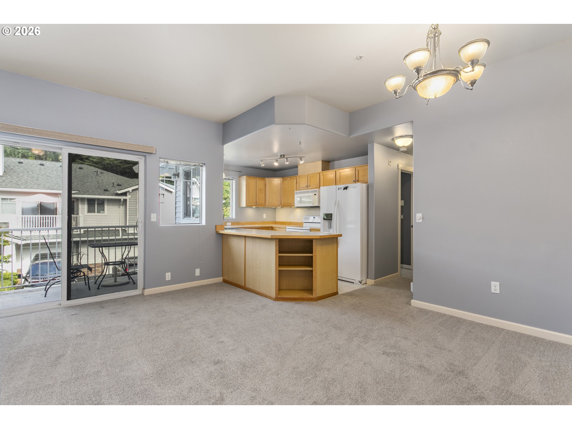 13682 Southwest Hall Boulevard, Unit 3 Portland, OR 97223 - Photo 4 of 29