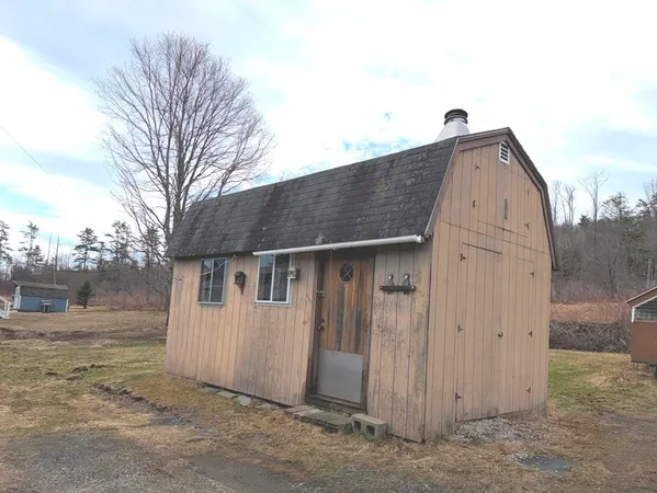 $39,999 | 135 Maple Street, Enfield, NH 03748