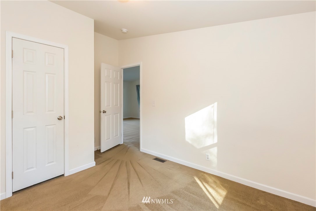 2940 Harris Road Southeast Port Orchard, WA 98366 - Photo 20 of 37 Gallery Image 20