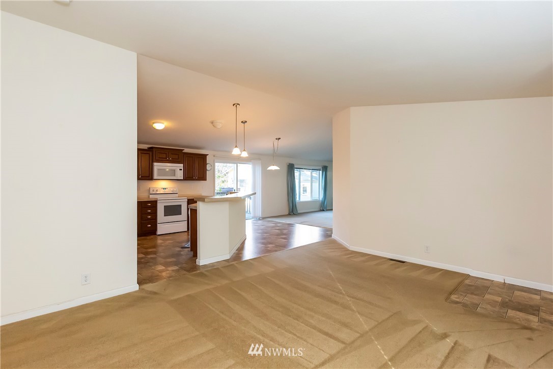 2940 Harris Road Southeast Port Orchard, WA 98366 - Photo 3 of 37 Gallery Image 3