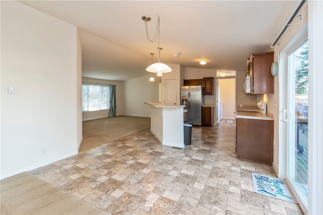 2940 Harris Road Southeast Port Orchard, WA 98366 - Photo 7 of 37 Gallery Image 7
