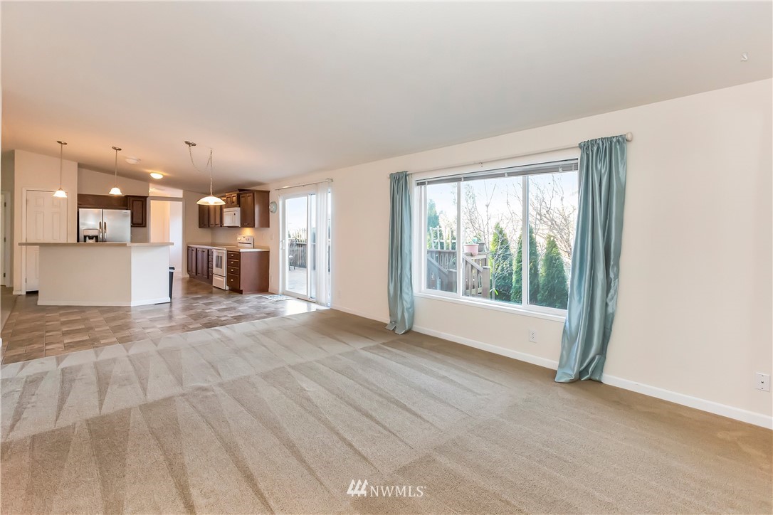 2940 Harris Road Southeast Port Orchard, WA 98366 - Photo 9 of 37 Gallery Image 9