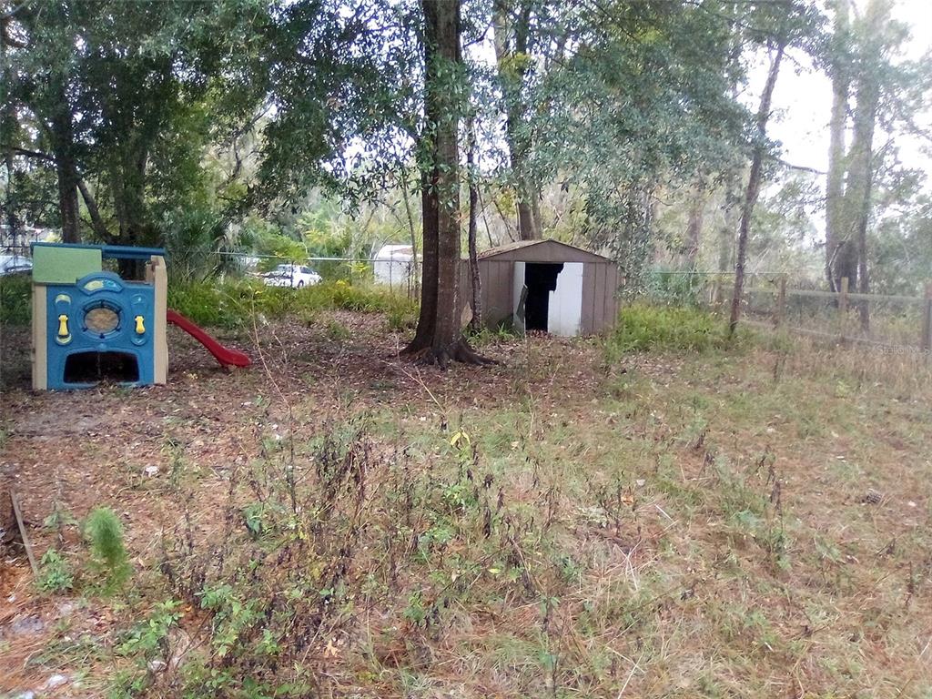 44721 Forest View Road DeLand, FL 32720 - Photo 15 of 17