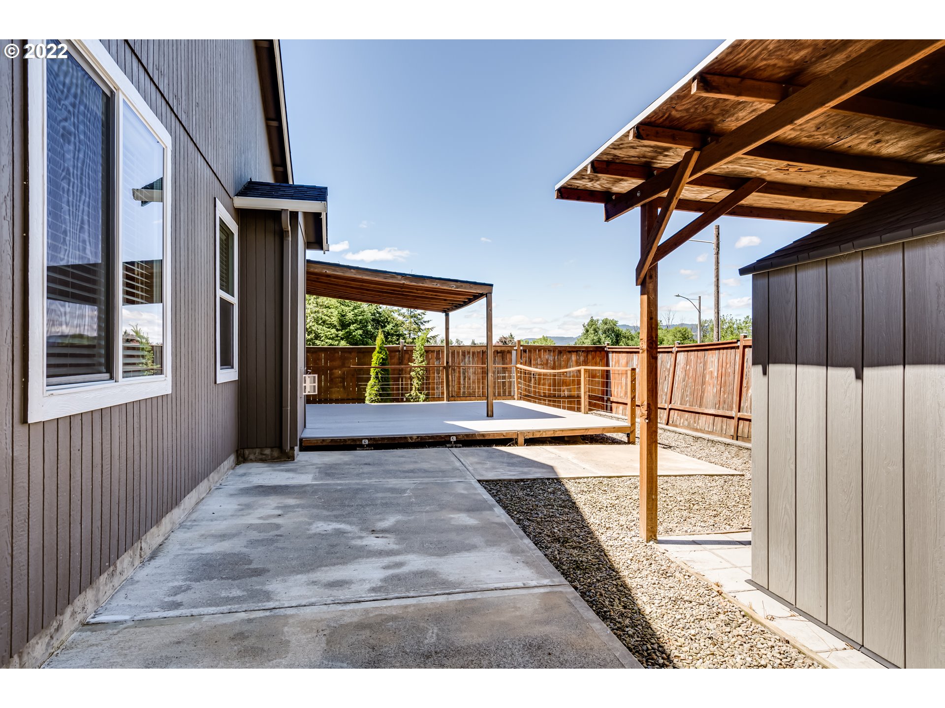 507 South 48th Place Springfield, OR 97478 - Photo 30 of 31 a view of a backyard of the house