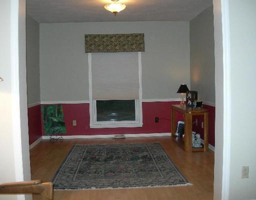 930 Santa Monica Avenue Springfield, OH 45503 - Photo 4 of 16