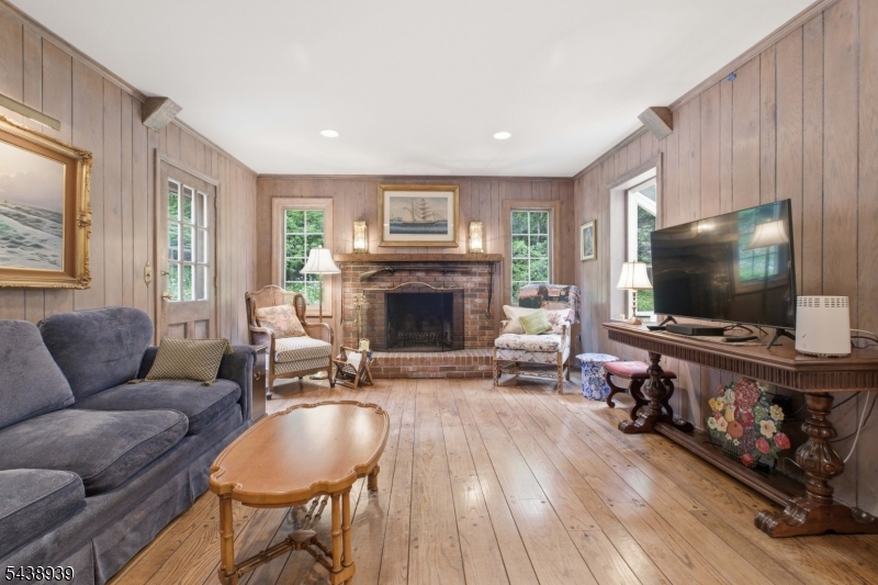 2 Tall Pines Road Morristown, NJ 07960 - Photo 15 of 35