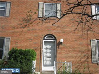 11017 Rennard Street Philadelphia, PA 19116 - Photo 3 of 4 Exterior Side