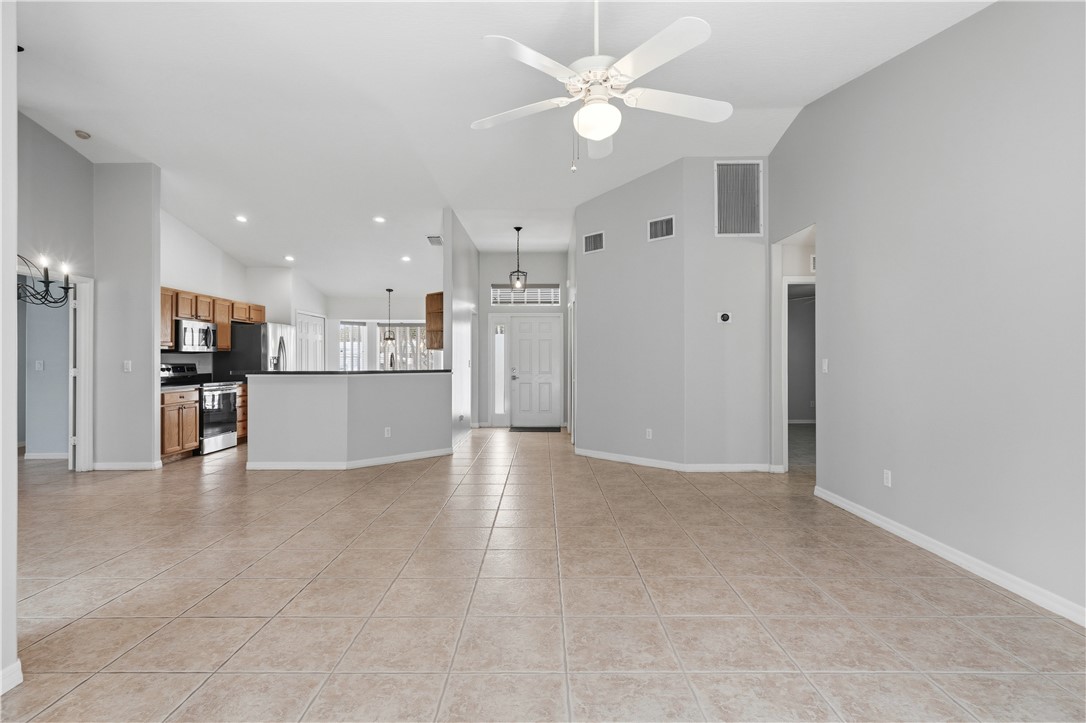 352 Quarry Lane Sebastian, FL 32958 - Photo 11 of 36