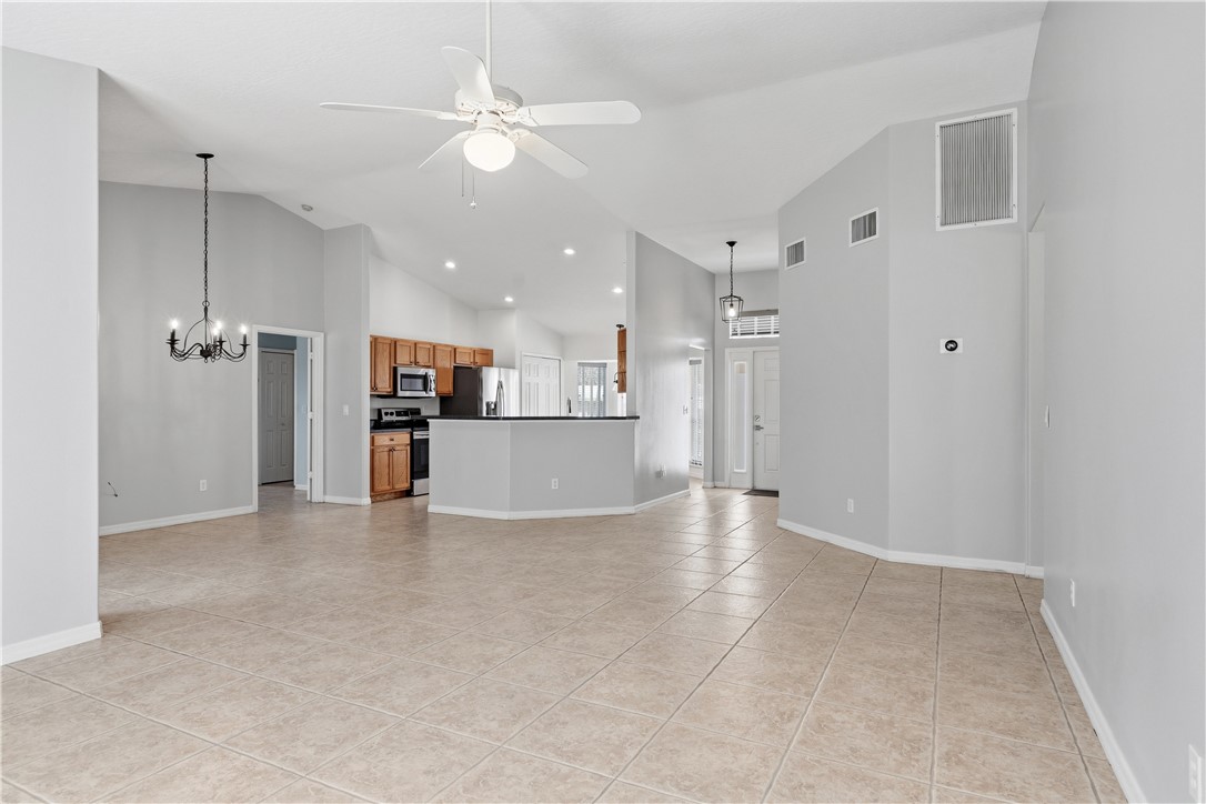 352 Quarry Lane Sebastian, FL 32958 - Photo 4 of 36