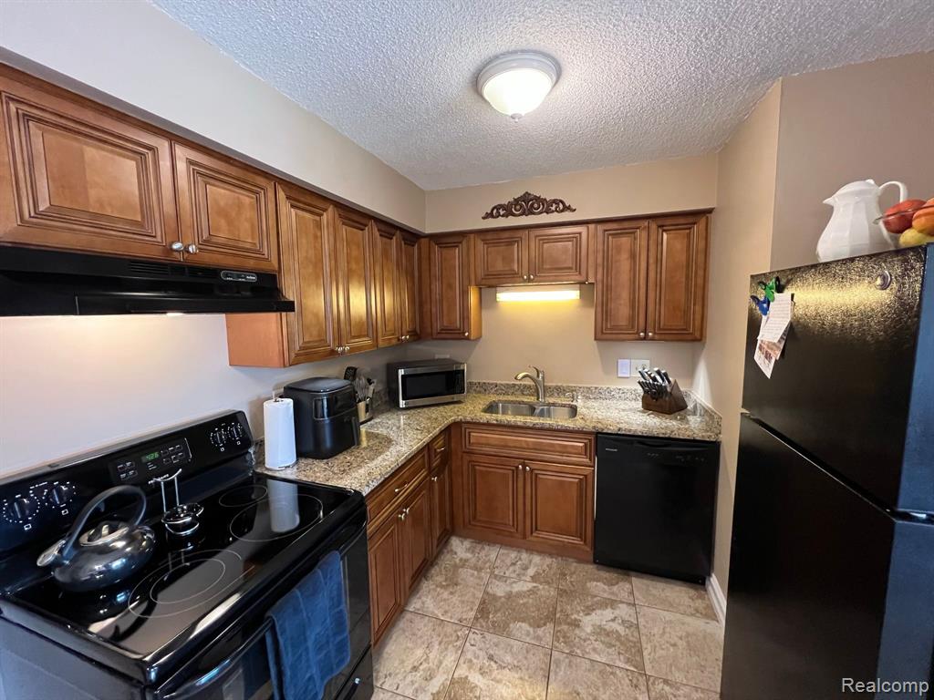 8188 24 Mile Road, Unit 32 Utica, MI 48316 - Photo 8 of 20