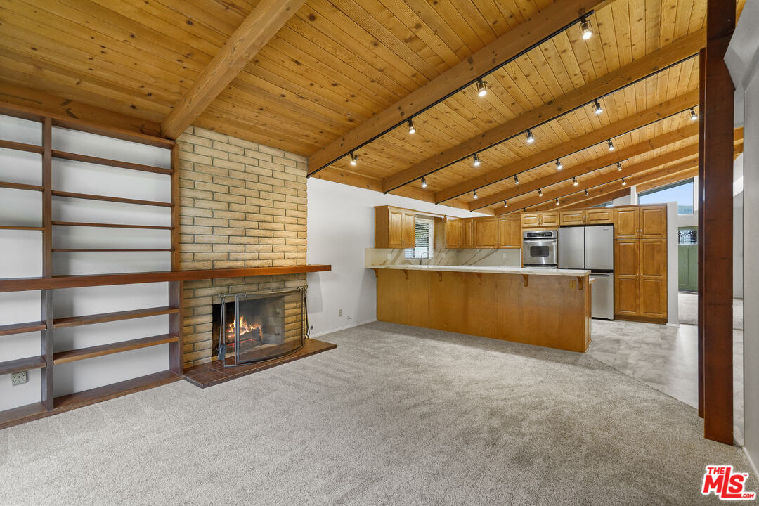 Sea Star Drive Malibu, CA 90265 - Photo 20 of 33 a view of empty room with a fireplace