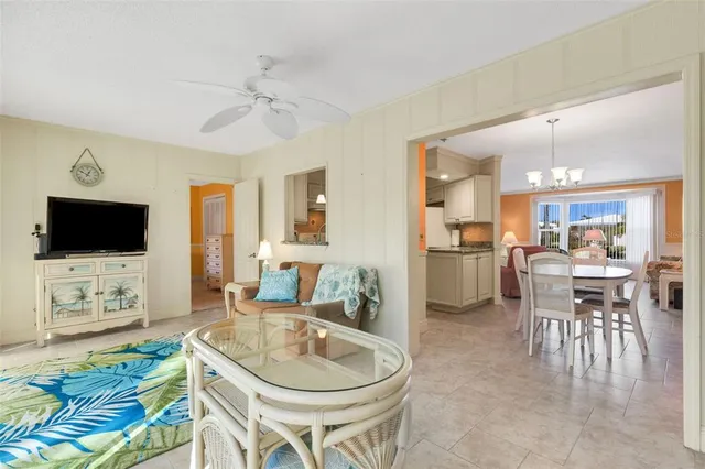 $235,000 | 72 Circlewood Drive, Unit A27, Venice, FL 34293