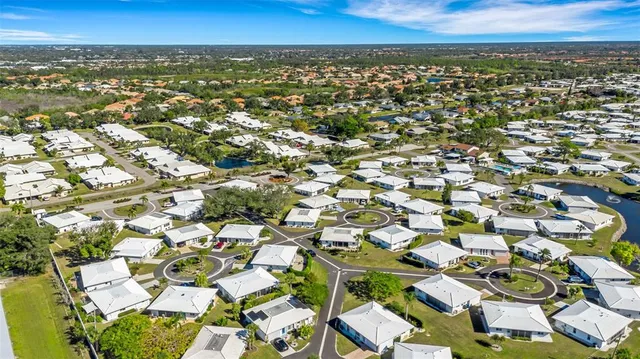 $235,000 | 72 Circlewood Drive, Unit A27, Venice, FL 34293