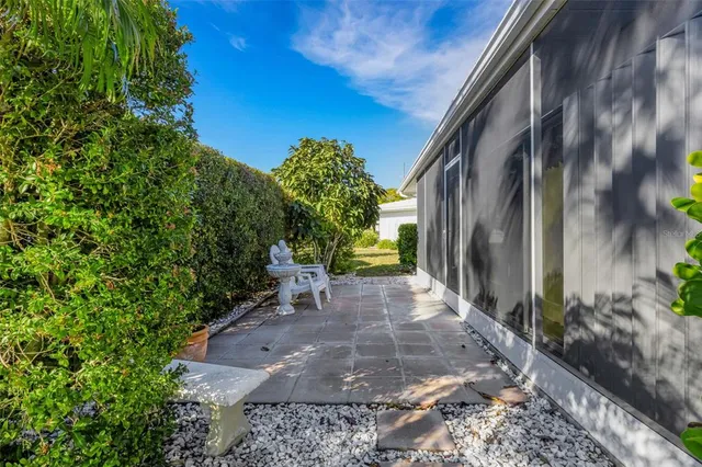 $235,000 | 72 Circlewood Drive, Unit A27, Venice, FL 34293