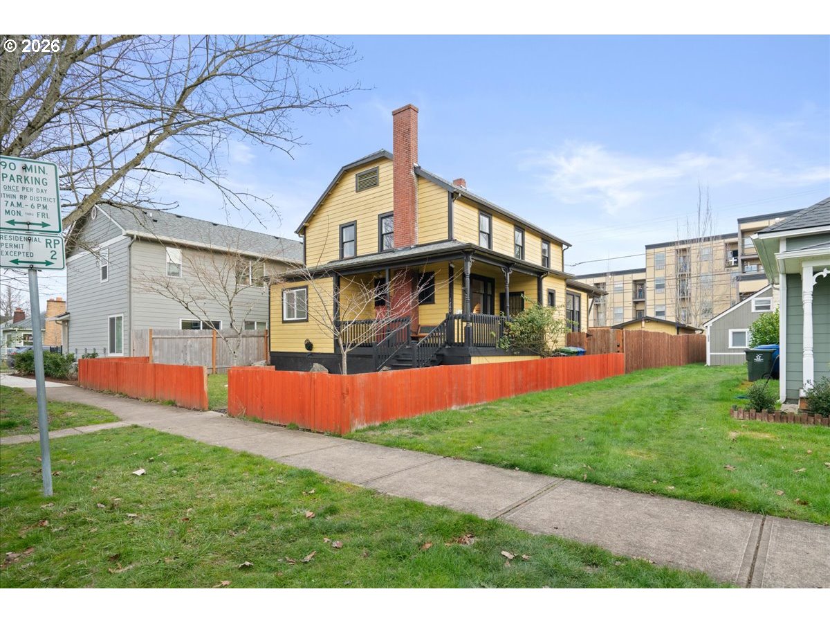 1280 4th Street Northeast Salem, OR 97301 - Photo 3 of 44 a view of yard with swimming pool