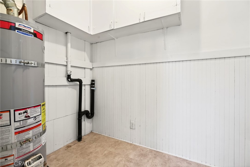 316 West Kenneth Road Glendale, CA 91202 - Photo 30 of 33