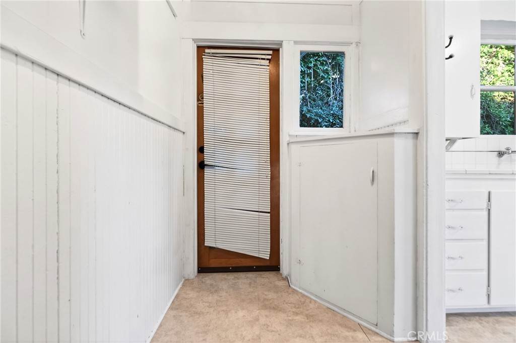 316 West Kenneth Road Glendale, CA 91202 - Photo 31 of 33