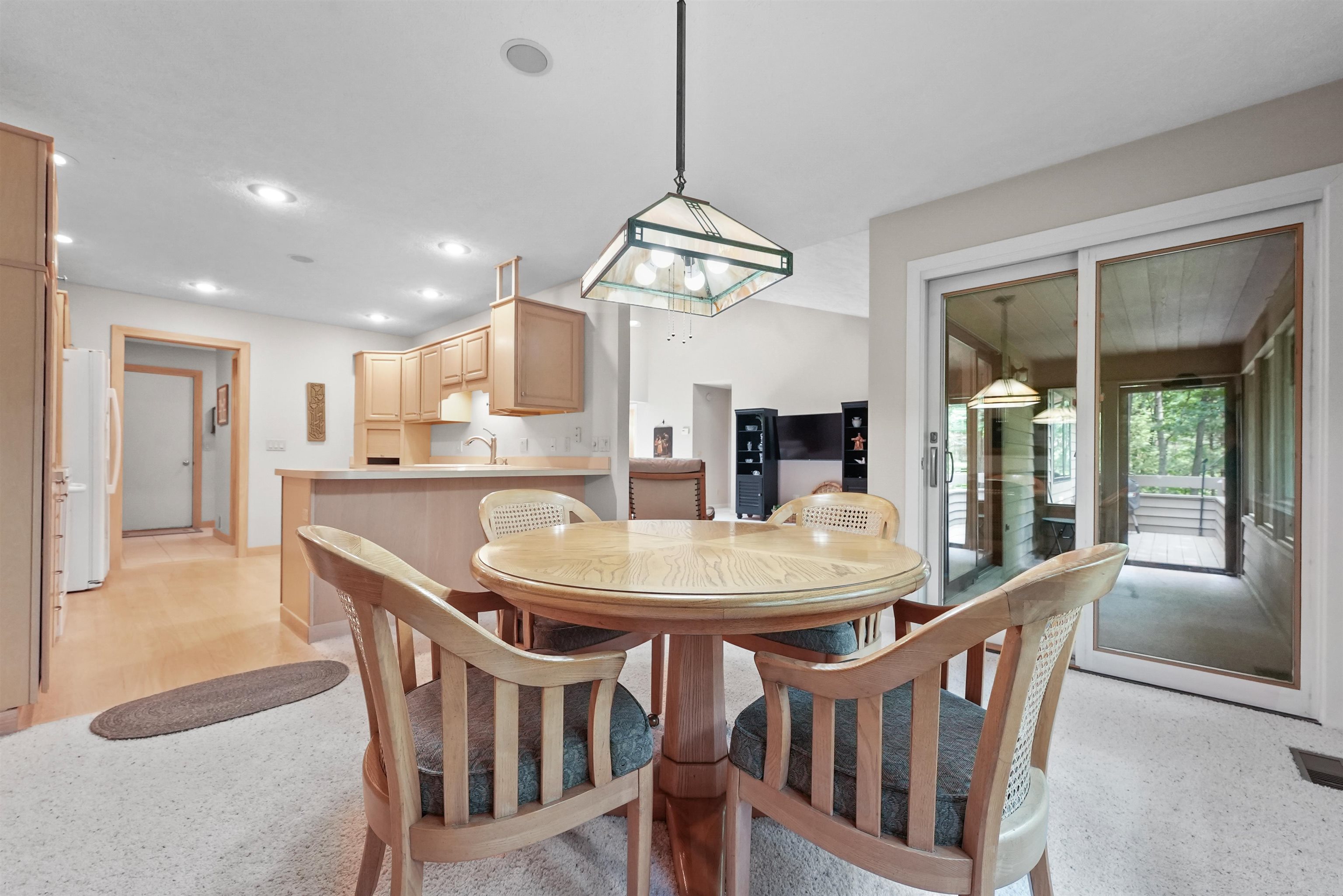 274 Port Mission Road Traverse City, MI 49686 - Photo 10 of 29 1912837-9.JPG