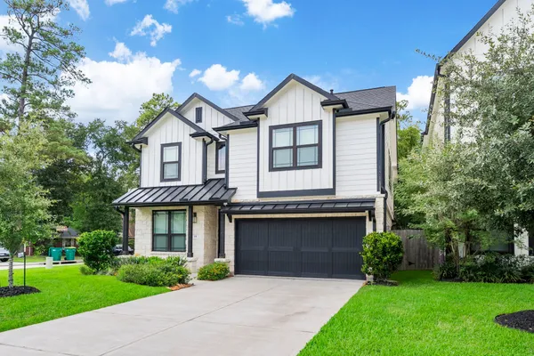 $799,900 | 15 Honeycomb Rdg Place, The Woodlands, TX 77380