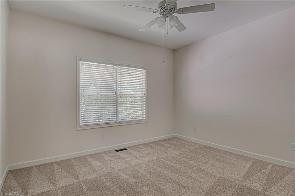 3959 Navy Place High Point, NC 27265 - Photo 30 of 35 Gallery Image 30