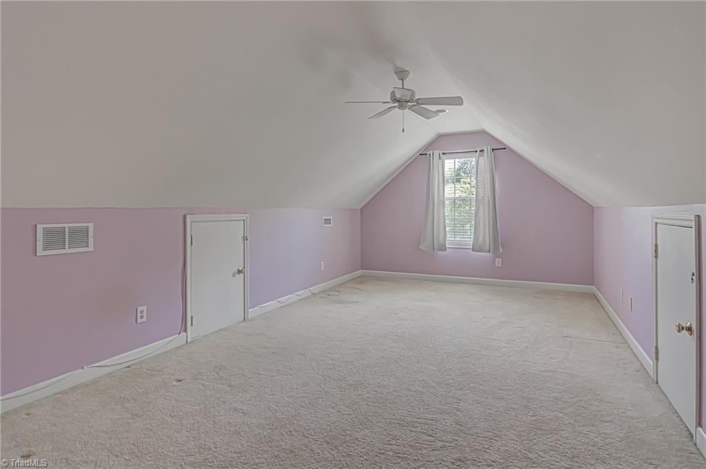 3959 Navy Place High Point, NC 27265 - Photo 31 of 35 Gallery Image 31