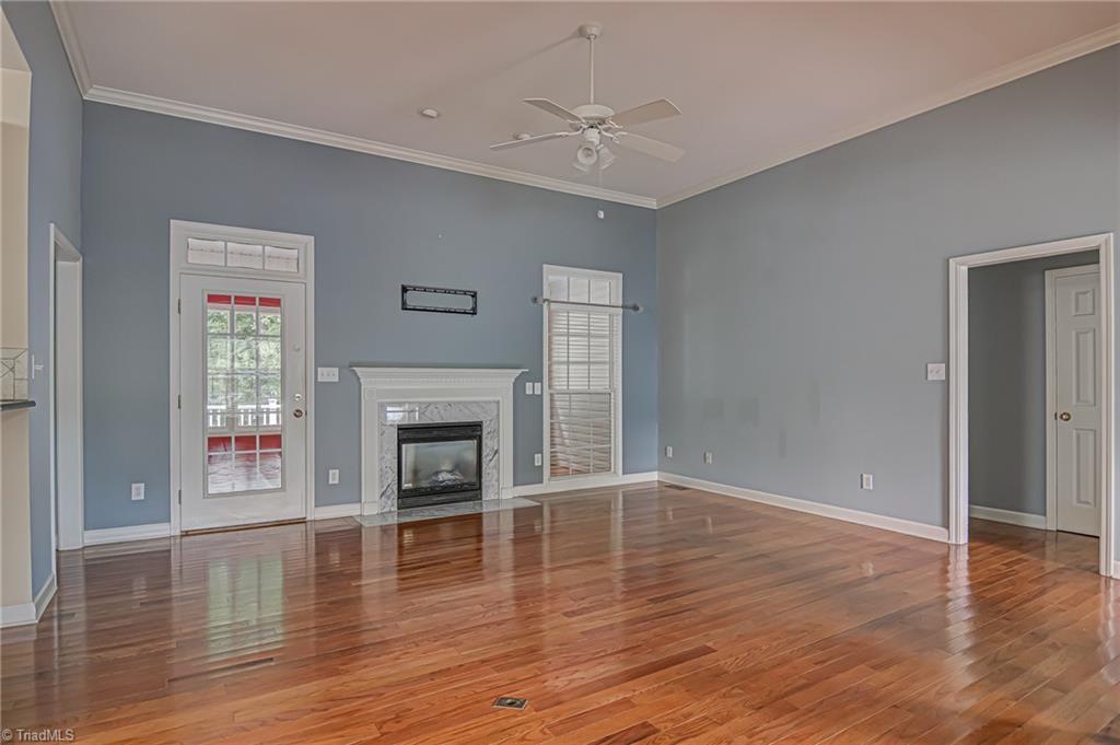 3959 Navy Place High Point, NC 27265 - Photo 6 of 35 Gallery Image 6