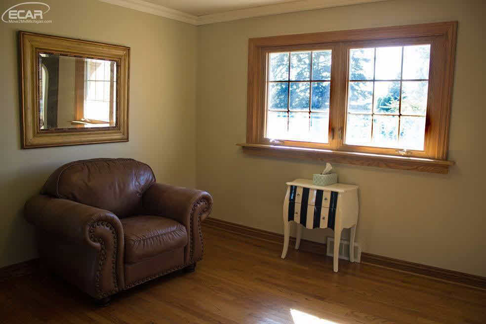 1359 Flushing Road Flushing, MI 48433 - Photo 11 of 58 21318253-10.JPG