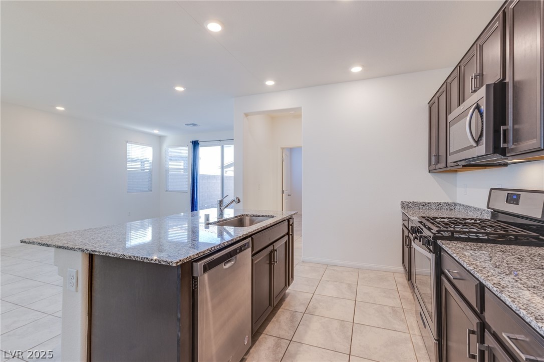 9858 West Meranto Avenue Las Vegas, NV 89178 - Photo 15 of 36
