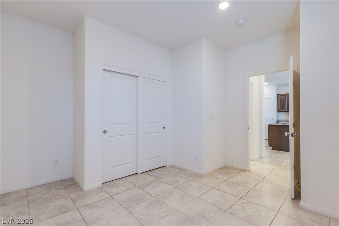 9858 West Meranto Avenue Las Vegas, NV 89178 - Photo 16 of 36