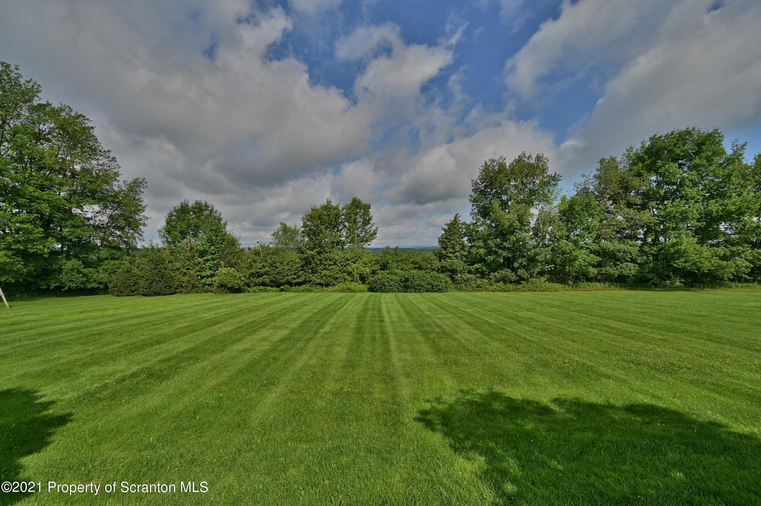 454 Twin Rocks Road Sterling, PA 18463 - Photo 8 of 102