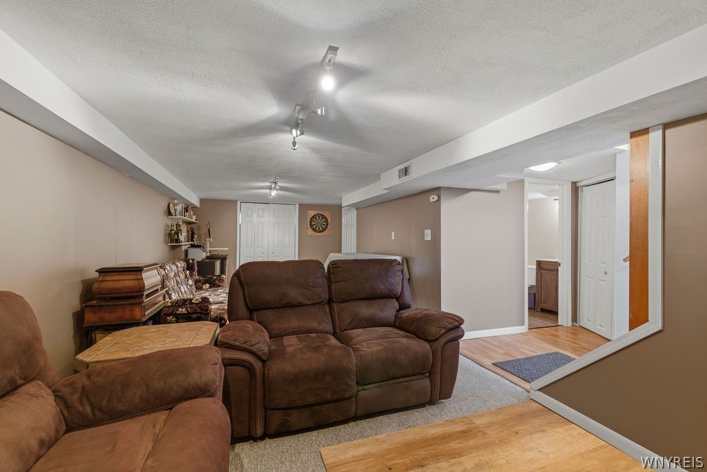 3161 Durham Road Hamburg, NY 14075 - Photo 25 of 36