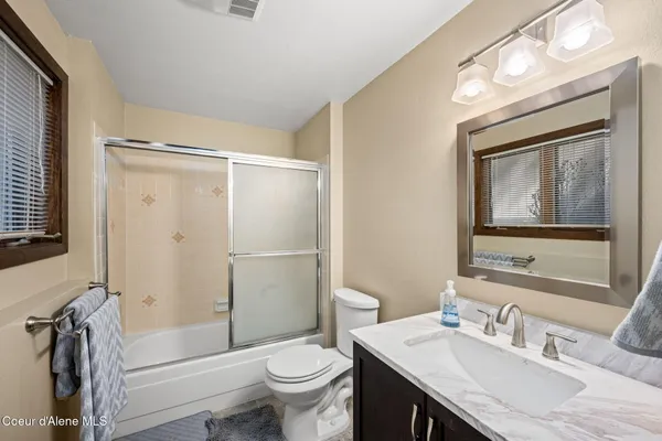 $349,999 | 5421 West Fairway Lane, Unit 23, Rathdrum, ID 83858