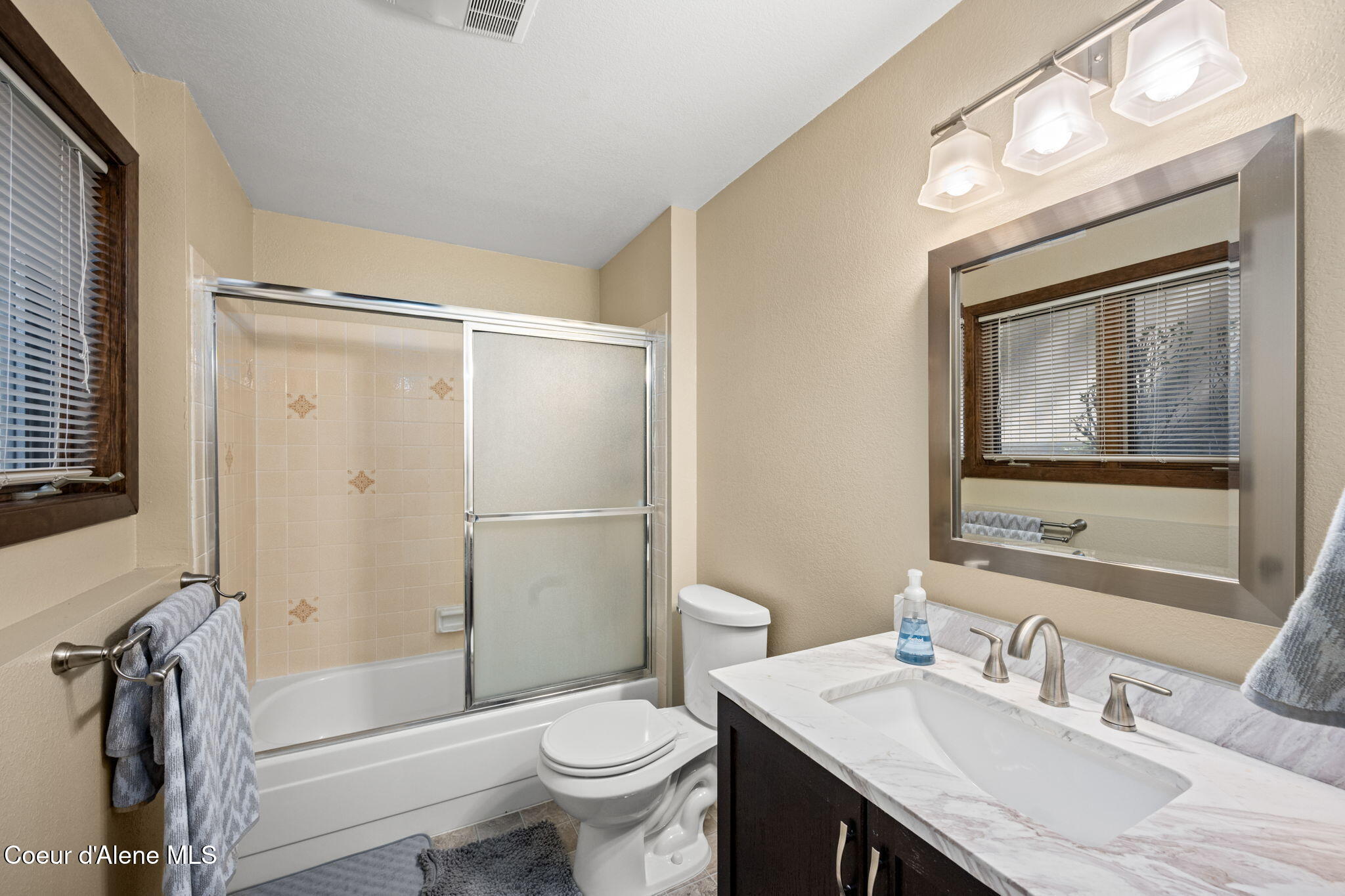 5421 West Fairway Lane, Unit 23 Rathdrum, ID 83858 - Photo 6 of 31 5-web-or-mls-DSC_5395