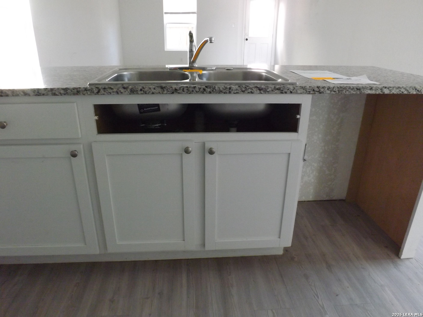 11062 Tree Line San Antonio, TX 78223 - Photo 4 of 22