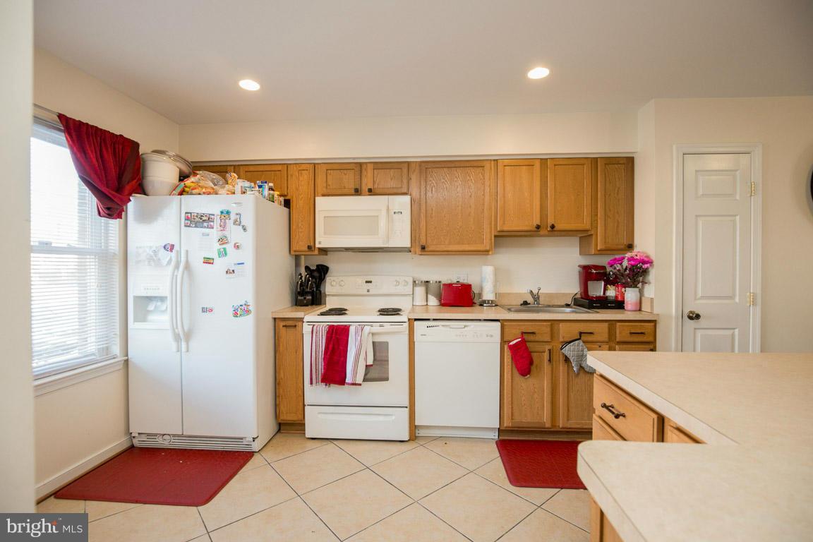 3041 Seminole Road Woodbridge, VA 22192 - Photo 4 of 29 Kitchen