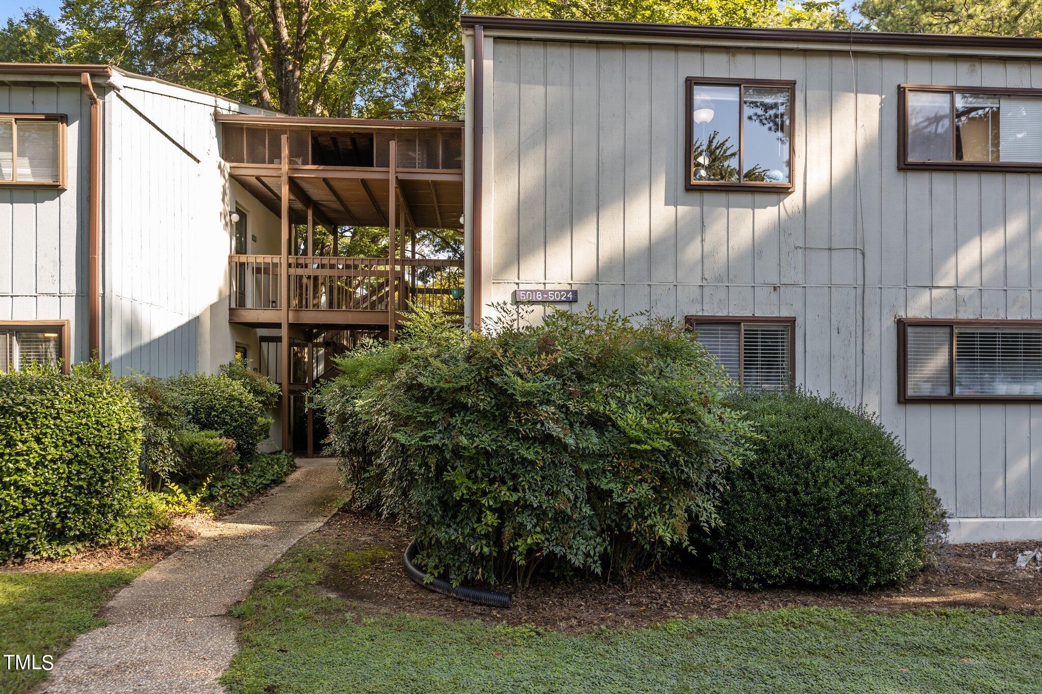5022 Flint Ridge Place, Unit 5022 Raleigh, NC 27609 - Photo 19 of 35 18-web-or-mls-IMGL6775