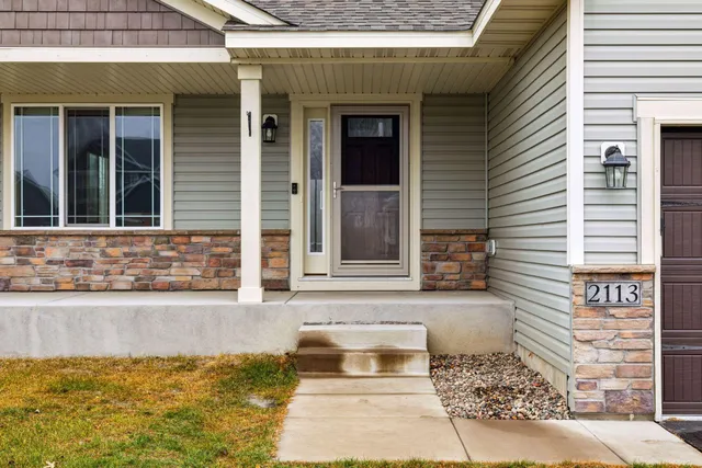 $450,000 | 2113 21st Avenue South, Lino Lakes, MN 55038