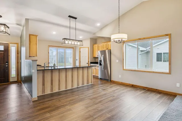 $450,000 | 2113 21st Avenue South, Lino Lakes, MN 55038