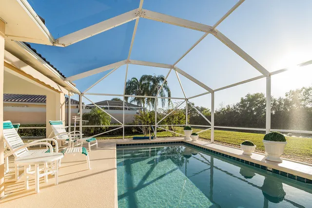 $569,000 | 8544 Southeast Retreat Drive, Hobe Sound, FL 33455